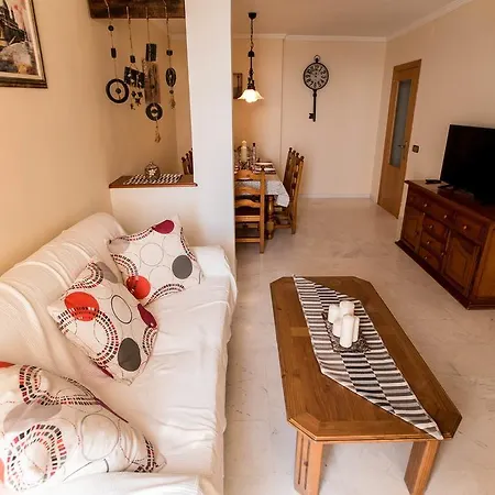 Deluxe Sea View Apartment *